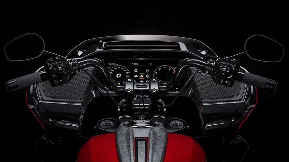 CVO™ Road Glide™ ST 2025